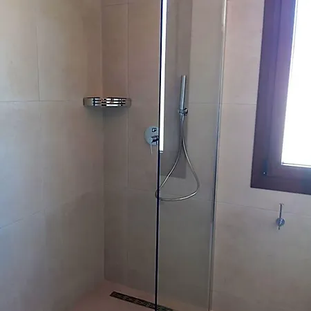 Annousa's House & فندق 4*