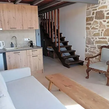 Apart Otel Annousa's House &
